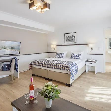 Strandgruen Golf- & 3* Timmendorfer Strand