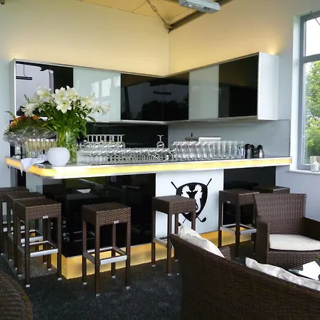 Hotell Strandgruen Golf- & 3*